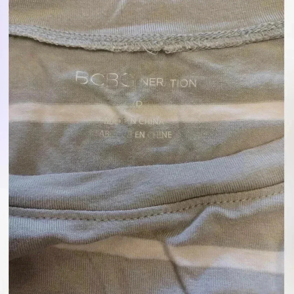 BCBGeneration Grey  White Striped Short Sleeve Mini Dress Size Small - Picture 6 of 9